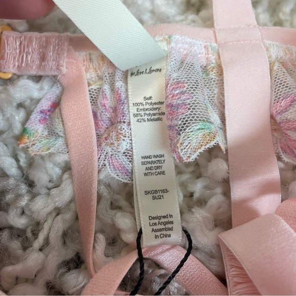 NWOT FOR LOVE & LEMONS April Bloom Garter small - Picture 9 of 15